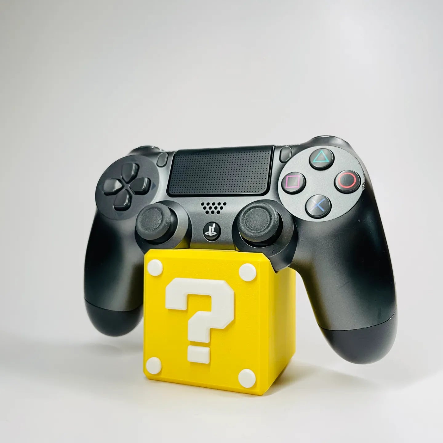 Super Mario Controller Holder - PS5/PS4